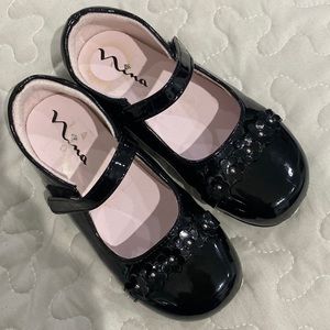 Nina Little Girls Patent Leather Dress Shoes size 10